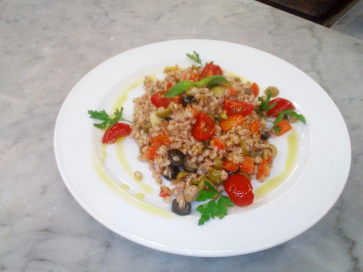 Albergo Ristorante Bismantova 카스텔노보 네 몬티 외부 사진